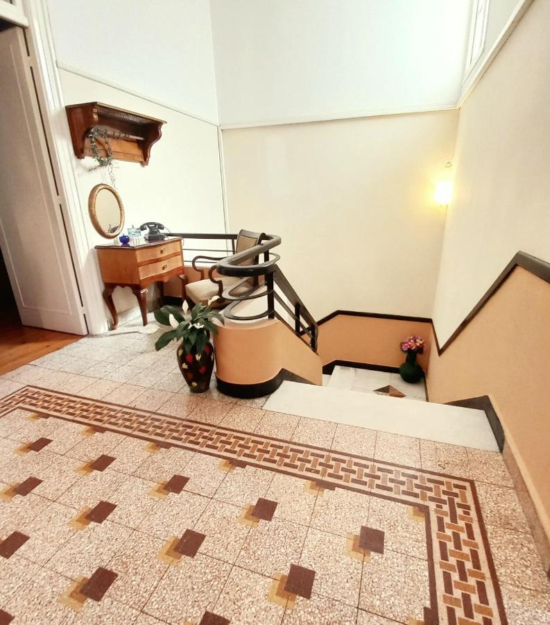 Zeta'S Vintage Garden House Villa Sparta Exteriör bild